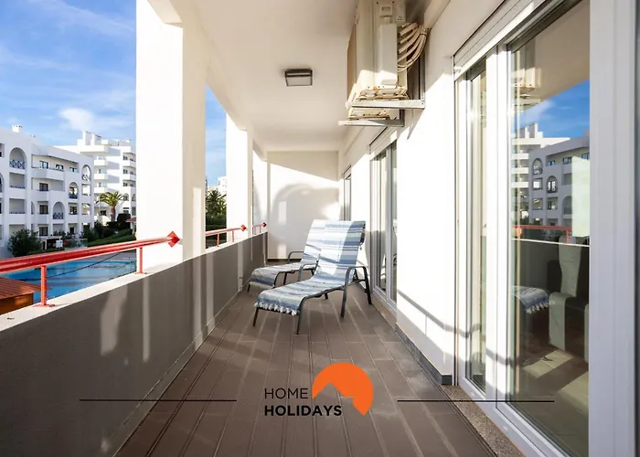 #193 Luxury Ocean View By Home Holidays