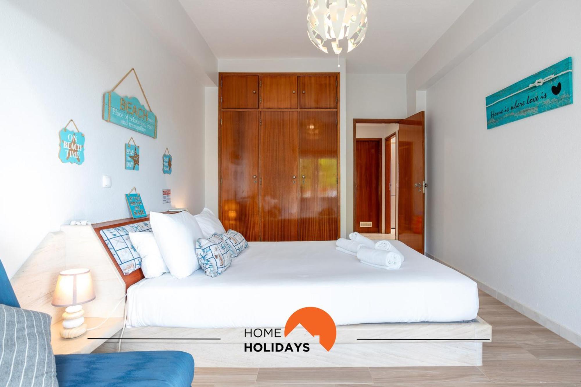 #193 Luxury Ocean View By Holidays *