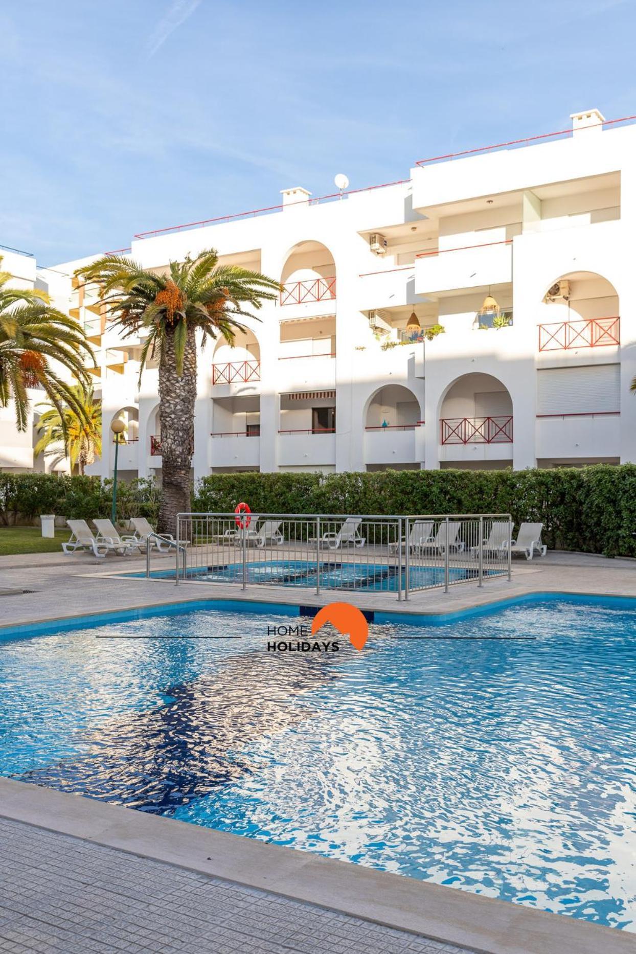 #193 Luxury Ocean View By Holidays Apartament *